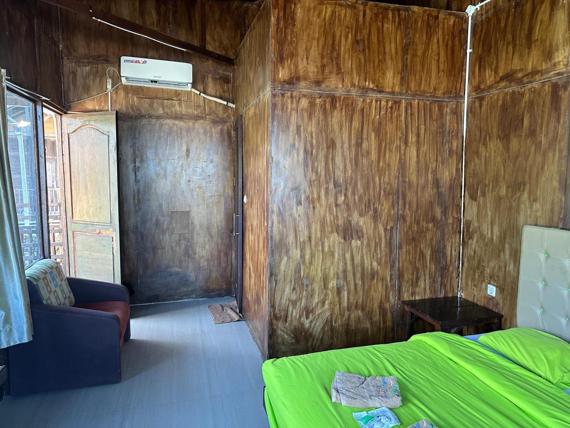 Mooi Park Hotel Sorong Ngoại thất bức ảnh